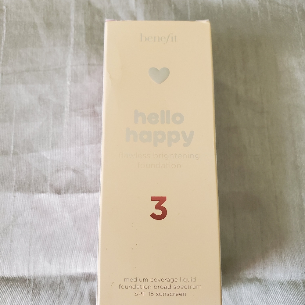 Benefit Hello Happy Brightening Foundation
